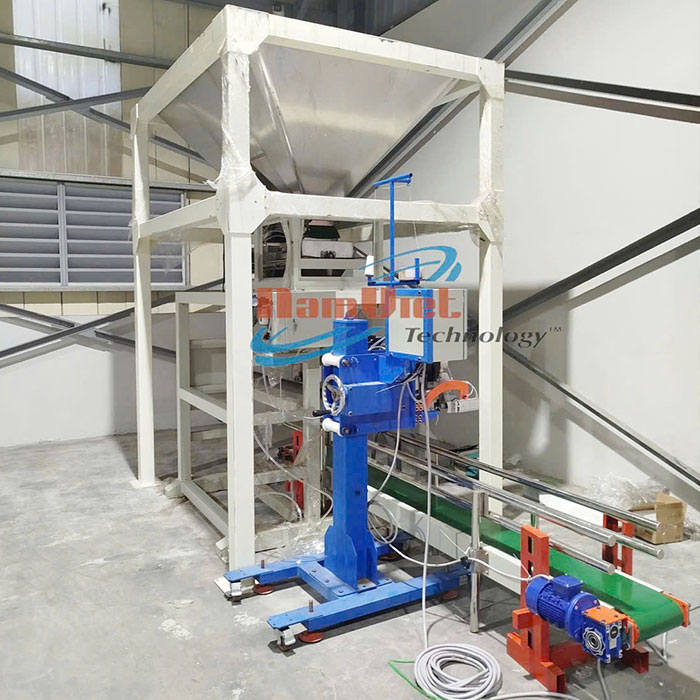 Máy đóng bao đường 2 phễu cân – năng suất 12 bao/phút.