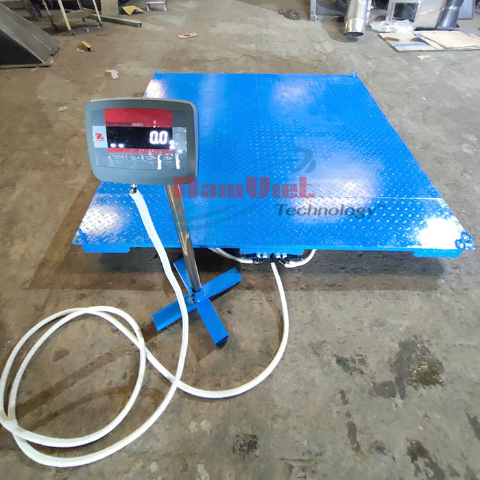 Cân điện tử sàn Ohaus 1 tấn, 2 tấn, 5 tấn, 10 tấn.