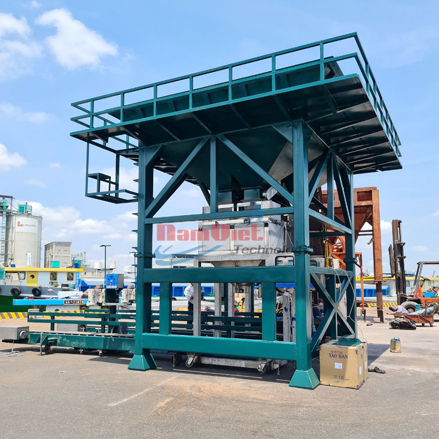 Cân đóng bao NV02 - 2 phễu cân, 2 line cho tốc độ đóng bao lên đến 1000 bao/giờ.