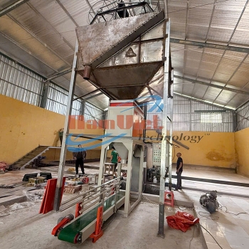 Máy đóng bao hạt ngô 2 phễu cân