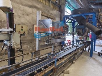 Máy ép nhiệt bao phân bón bao bì 25–50kg.