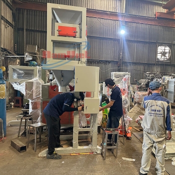 Cân đóng bao than hoạt tính công suất 300 bao/giờ