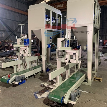 Máy đóng bao cám viên 3 phễu cân