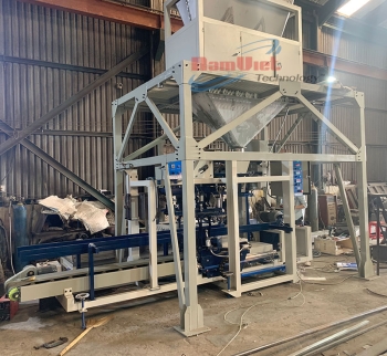 Máy đóng bao hạt lúa giống 3 phễu cân.