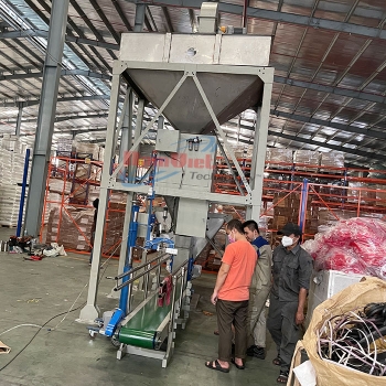 Máy đóng bao hạt nhựa công suất 300 – 350 bao/giờ