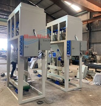 Máy đóng bao thức ăn thú cưng dạng viên 3 phễu cân.