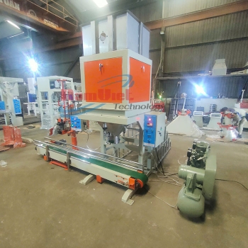 Cân đóng bao đường bao bì 5kg - 10kg năng suất 300 bao/giờ.