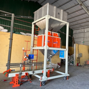 Máy đóng bao hạt sen 2 phễu cân