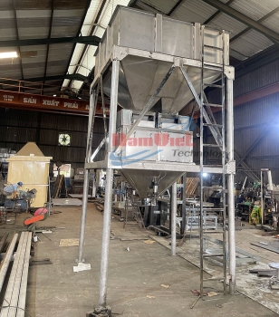 Máy đóng bao muối hạt năng suất 600 bao/giờ